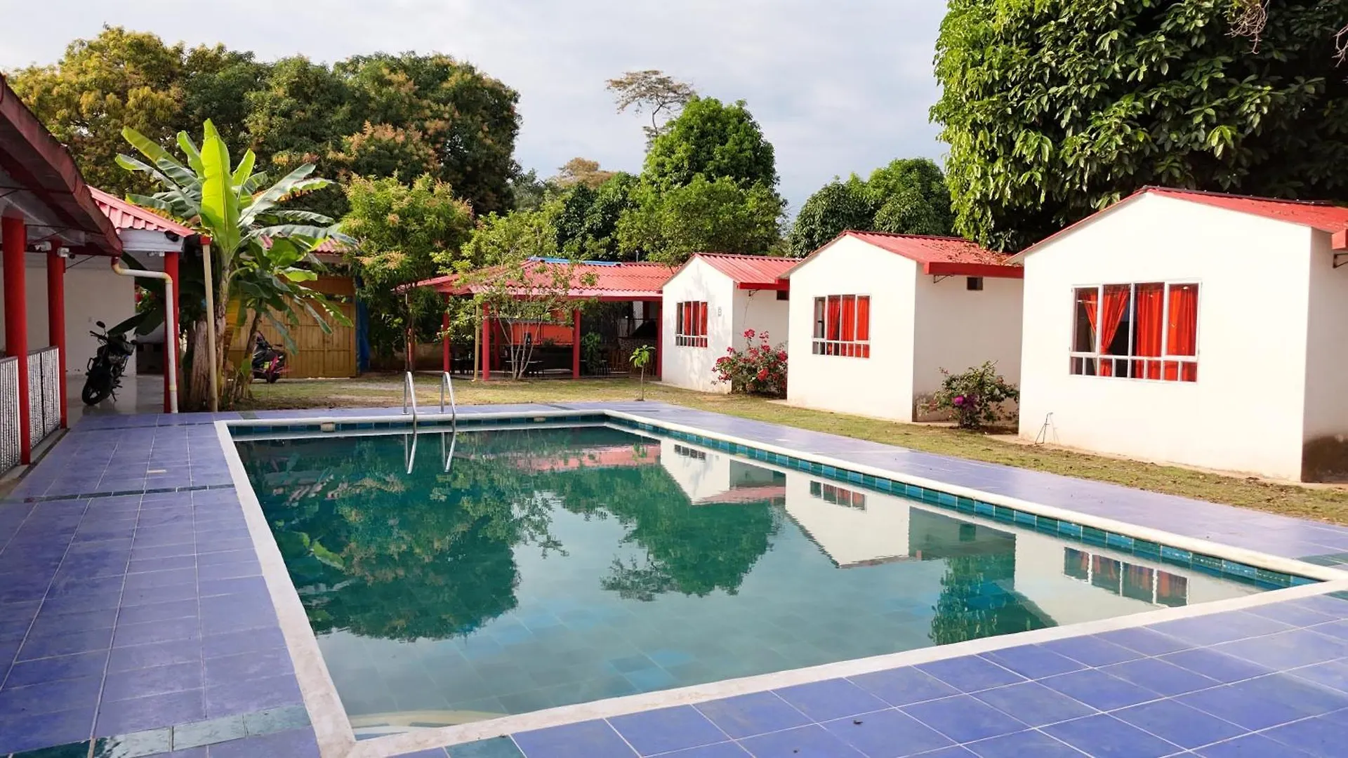 Cabanas El Paraiso 比亚维森西奥