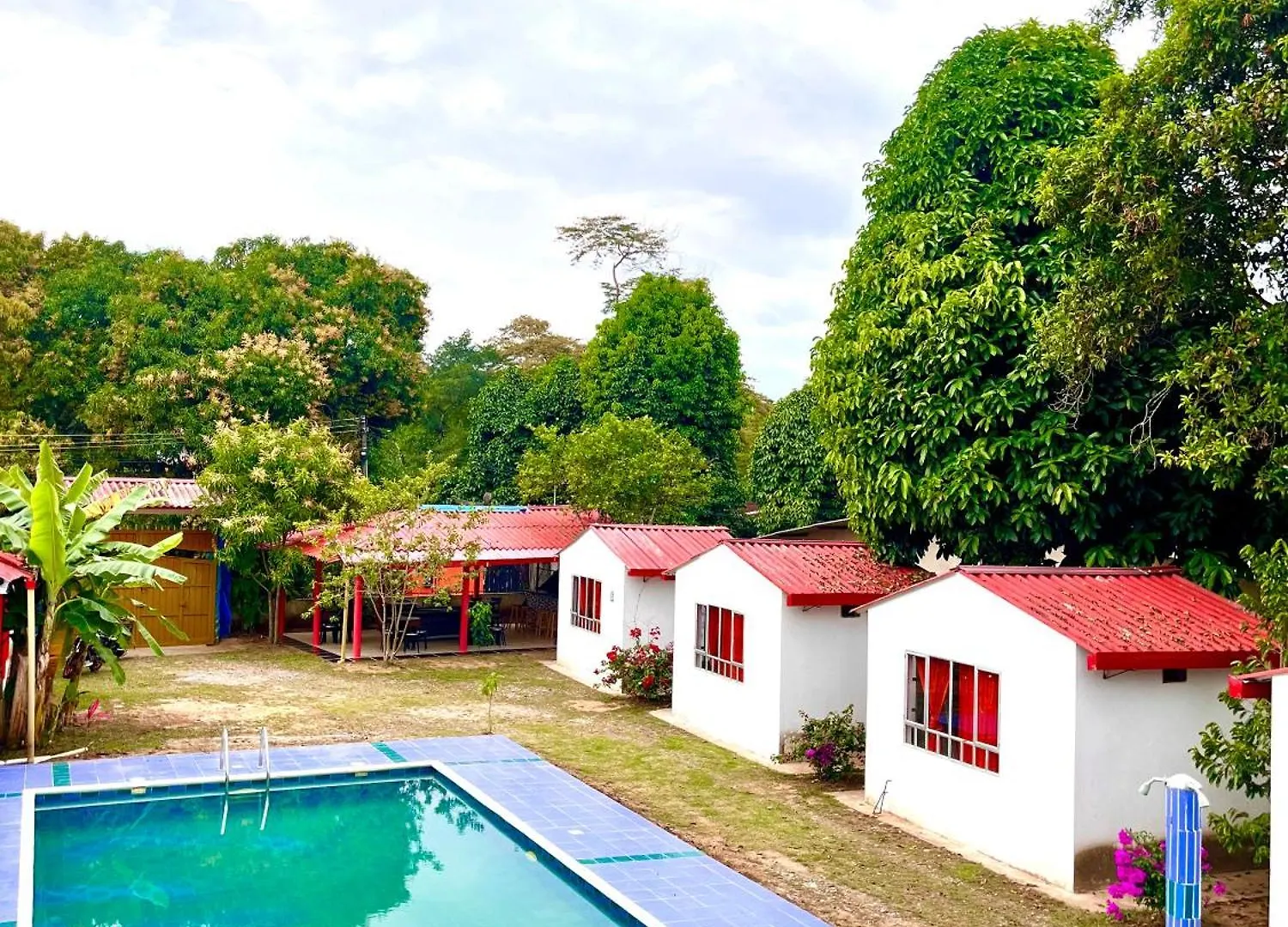 Cabanas El Paraiso 比亚维森西奥